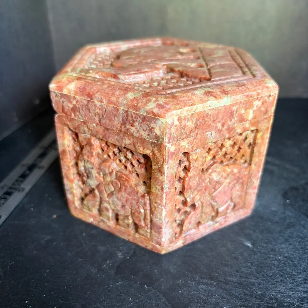 Unbranded hand carved